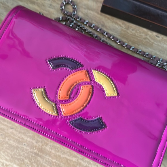 🔥 price drop! Chanel pink Patent Leather Multicolor CC Flap Chain Bag - Picture 8 of 17